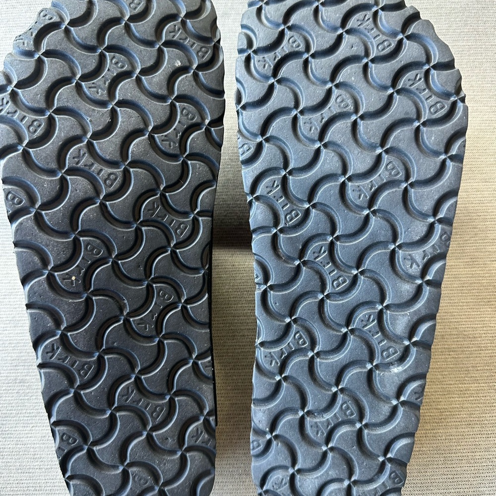 Birkenstock Birki’s Black Slip-On Clogs w Cork Bottom Women’s Size 7 - Picture 10 of 12